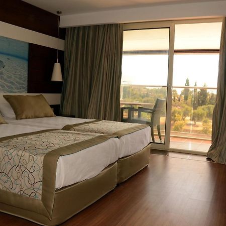 Holiday City Hotel (Adults Only) Side Rom bilde