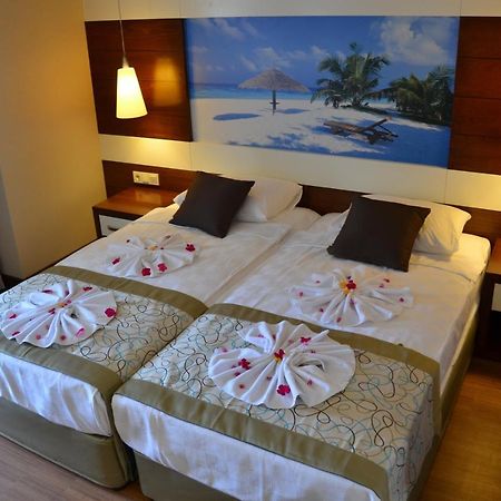 Holiday City Hotel (Adults Only) Side Rom bilde