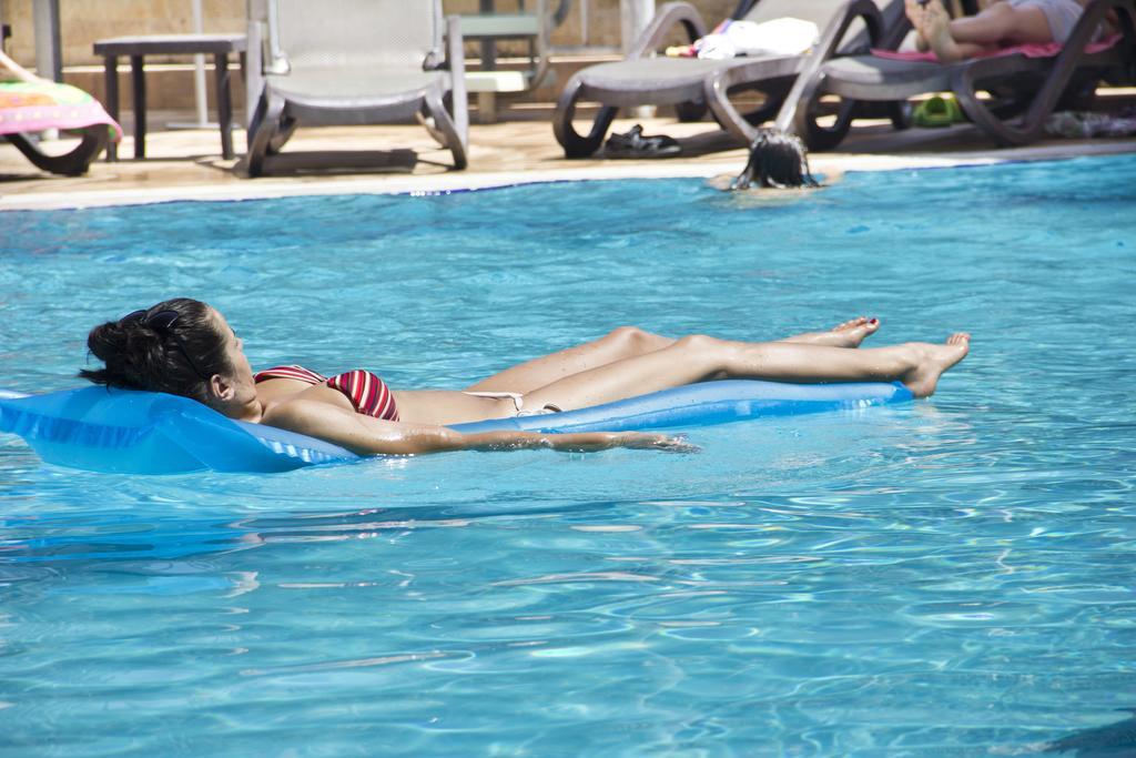 Holiday City Hotel (Adults Only) Side Eksteriør bilde