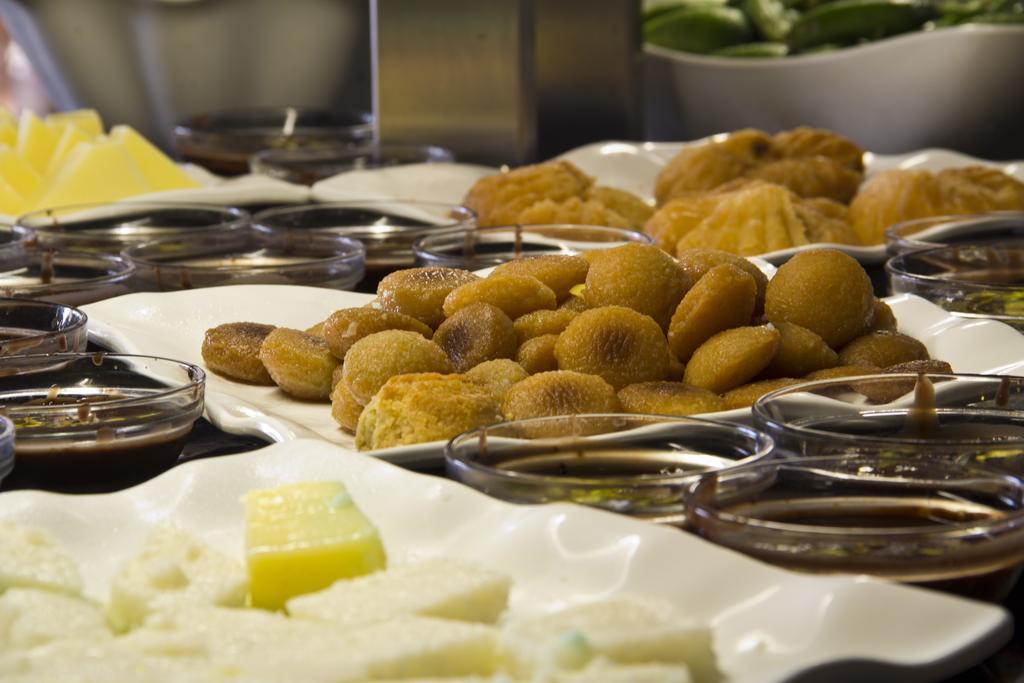 Holiday City Hotel (Adults Only) Side Eksteriør bilde